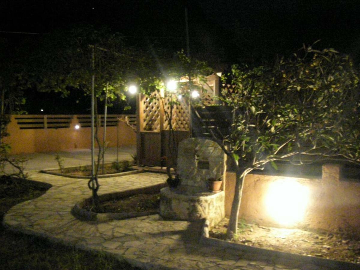 Sefleria House Villa สตาวรอช ภายนอก รูปภาพ
